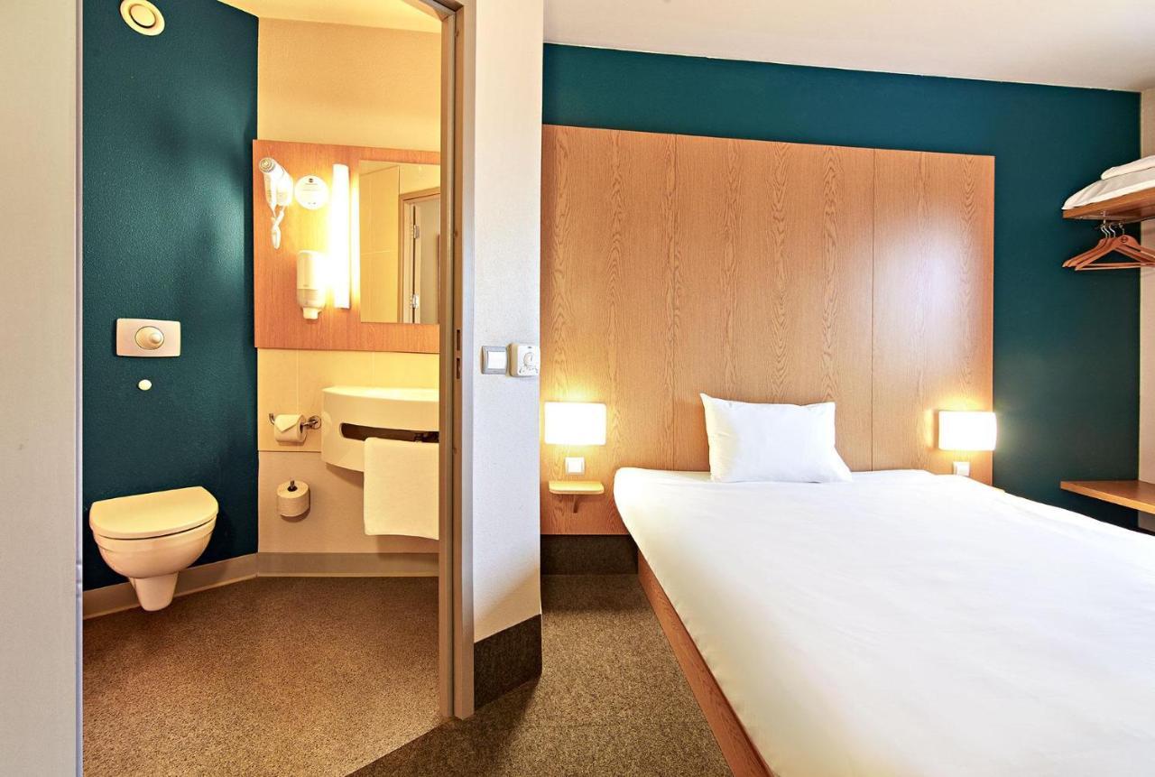 B&B Hotel Торунь Экстерьер фото