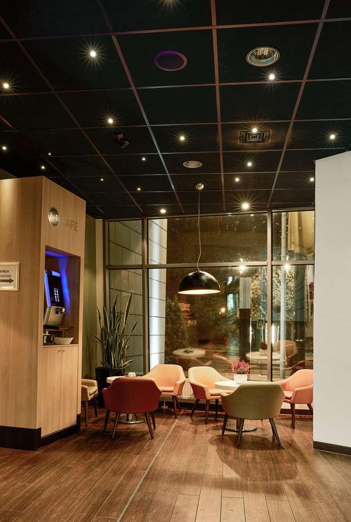 B&B Hotel Торунь Ресторан фото